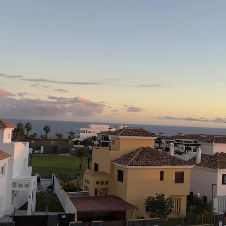 Villa Amarilla Ocean Pearl